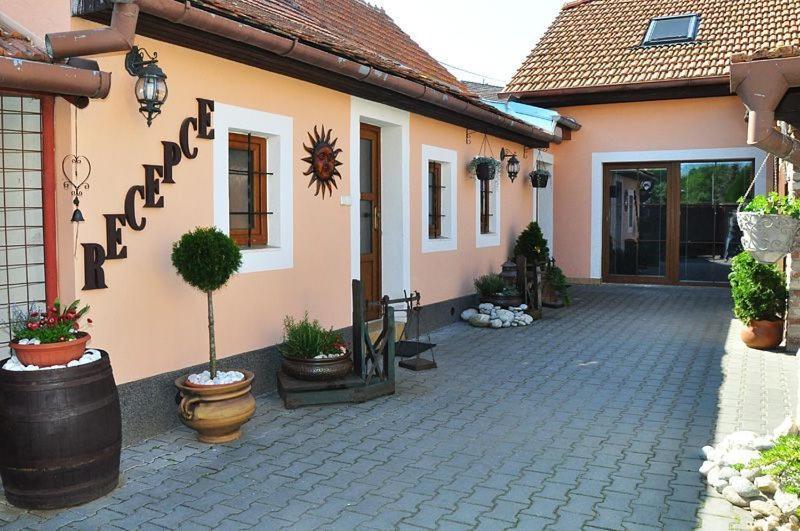 Penzion Farma Lednice Εξωτερικό φωτογραφία